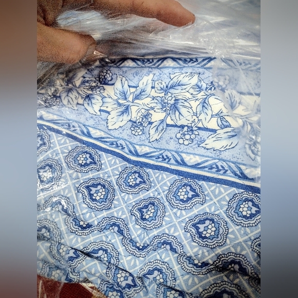 Longaberger Weekender Garment Bag For Travel - Provincial Paisley - BRAND NEW!!! - Picture 6 of 7